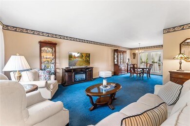 4602 Christina Dr, Whitehall, PA 18052 - photo 6