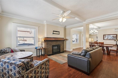 1245 34th St, Des Moines, IA 50311 - photo 7