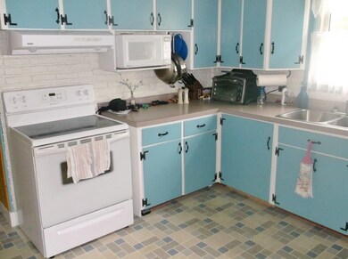 540 Salmon Falls Rd, Rochester, NH 03868 - photo 7