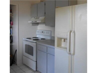 Kitchen. Large pantry and appliances stay