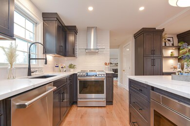 14 Lantern Ln, Falmouth, MA 02540 - photo 7