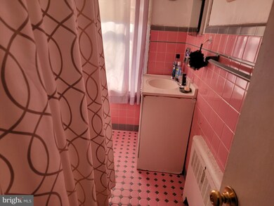 1551 Chambers St, Trenton, NJ 08610 - photo 6