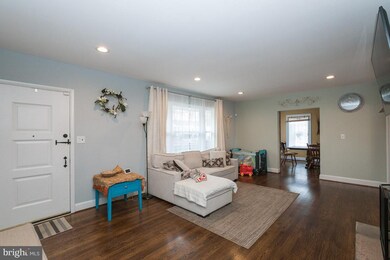 13506 Harrison Ave, Fort Washington, MD 20744 - photo 4