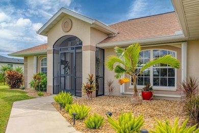 92 White Marsh Ln, Rotonda West, FL 33947 - photo 2