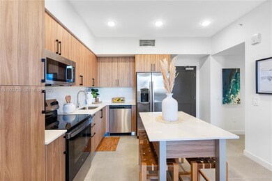 208 N Federal Hwy unit 615, Pompano Beach, FL 33062 - photo 2