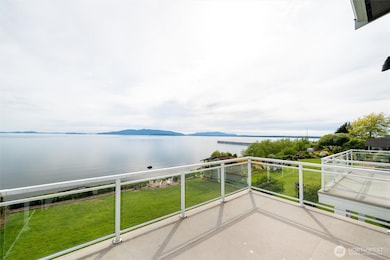 3045 Eldridge Ave unit A, Bellingham, WA 98225 - photo 4