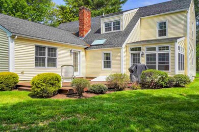 91 Wentworth Dr, Bedford, NH 03110 - photo 2