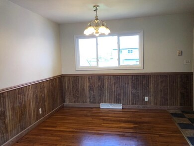 801 W 11th St, La Porte, IN 46350 - photo 4