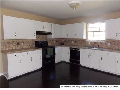 Spacious Kitchen