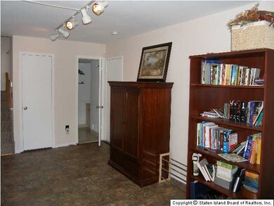 44 Vogel Loop, Staten Island, NY 10314 - photo 2