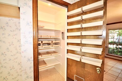 9535 Kindletree Dr, Houston, TX 77040 - photo 6