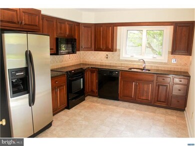 525 Beech Tree Ln, Hockessin, DE 19707 - photo 4