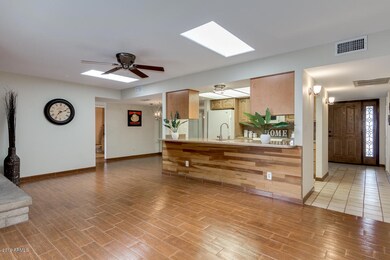 9406 N. 34th Place