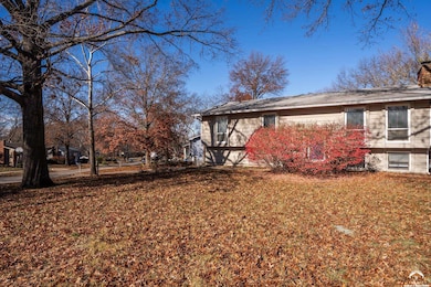 3018 Topeka Ln, Lawrence, KS 66047 - photo 5