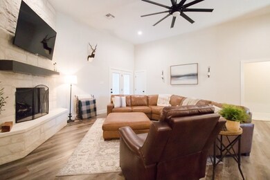 5454 Riviera Ln, San Angelo, TX 76904 - photo 6