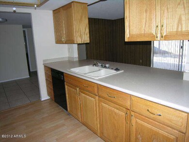 426 E Greenway Dr, Tempe, AZ 85282 - photo 5