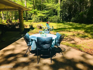 2965 Crestline Dr, Macon, GA 31204 - photo 2