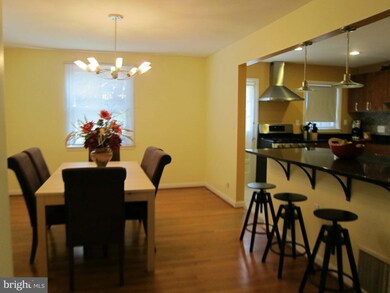 1311 Glenmont Rd, Baltimore, MD 21239 - photo 2