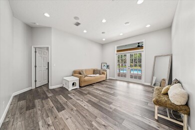 Formal Living or Dining