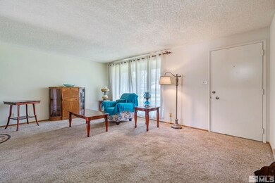 987 Crestwood Dr unit 3, Sparks, NV 89434 - photo 5