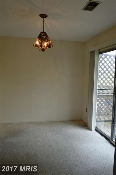 7593 Braemar Ct, Sykesville, MD 21784 - photo 6