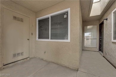 848 Hedge Way unit 3, Las Vegas, NV 89110 - photo 3