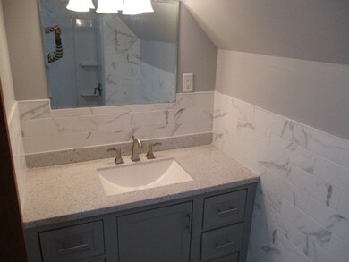 31 Arlington St unit 2, Franklin, MA 02038 - photo 5