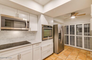 Eat in kitchen