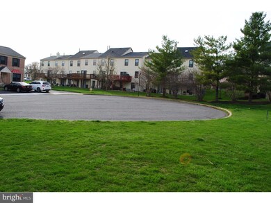 408 Carpenter Cir, Brookhaven, PA 19015 - photo 3