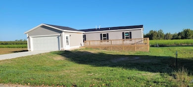 5556 W Lake Rd, Hart, MI 49420 - photo 2