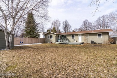 1823 S 19th St, Grand Forks, ND 58201 - photo 3