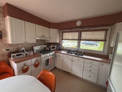 12841 S Marquette Ave, Chicago, IL 60633 - photo 4