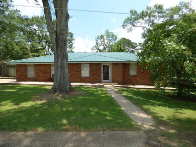 819 Hart Rd, McComb, MS 39648 - photo 2