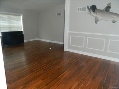 Living Room - Shard does NOT stay