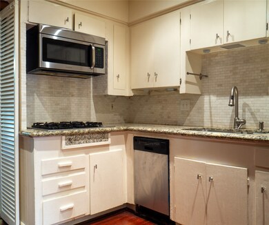 3714 Yupon St unit A, Houston, TX 77006 - photo 4