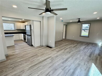 19757 Smith Rd, Conneautville, PA 16406 - photo 3