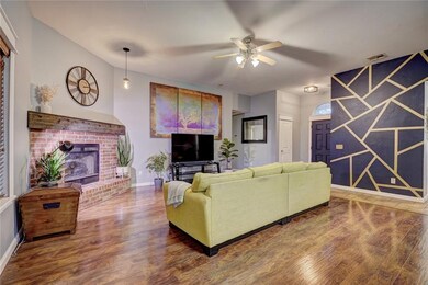 609 Nathan Ln, Moore, OK 73160 - photo 4