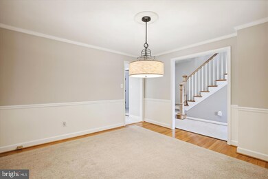 2421 Falls Place Ct, Falls Church, VA 22043 - photo 7