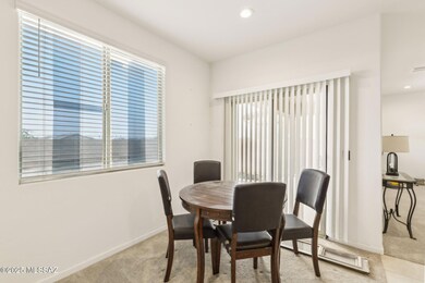 9-web-or-mls-E Thunderhead Dr-3005-009