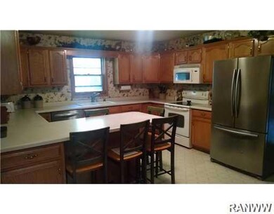 2851 Bobbie St, Eau Claire, WI 54703 - photo 2