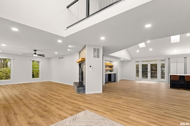 2211 Sheridan Rd, Pekin, IL 61554 - photo 7