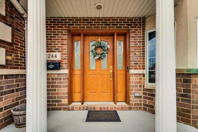 244 N Addison Ave, Elmhurst, IL 60126 - photo 3