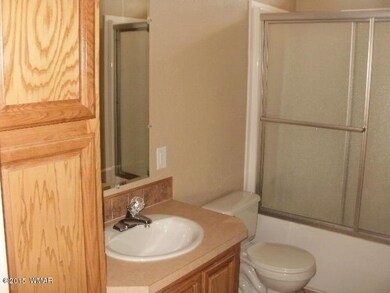 023-288512 hall bath 2 - Copy