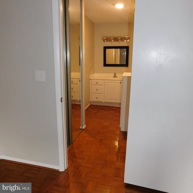 Montebello unit 403, Alexandria, VA 22303 - photo 6