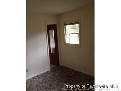 735 Wiltshire Rd, Fayetteville, NC 28314 - photo 5