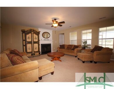 Den/Family/Great Room. Light and Bright Greatroom 