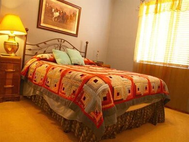 916 S Hunters Run, Show Low, AZ 85901 - photo 7