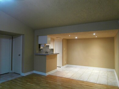 14911 Wunderlich Dr unit 1108, Houston, TX 77069 - photo 6