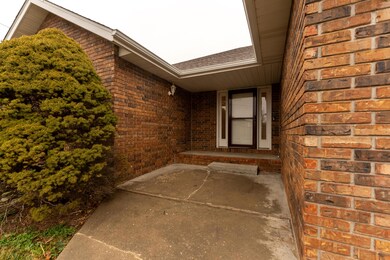 708 S Ballard Dr, Nixa, MO 65714 - photo 4