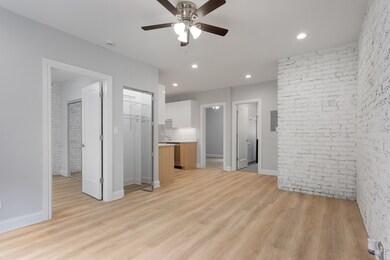1629 W Chase Ave unit 3C, Chicago, IL 60626 - photo 5